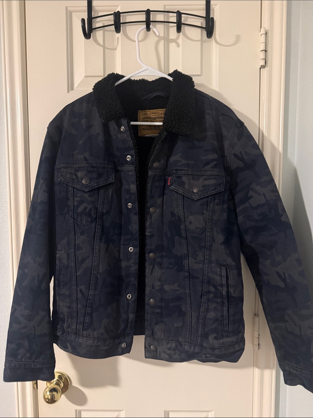 Levi's Fresh leaves Navy Camouflage Sherpa-Lined Jacket